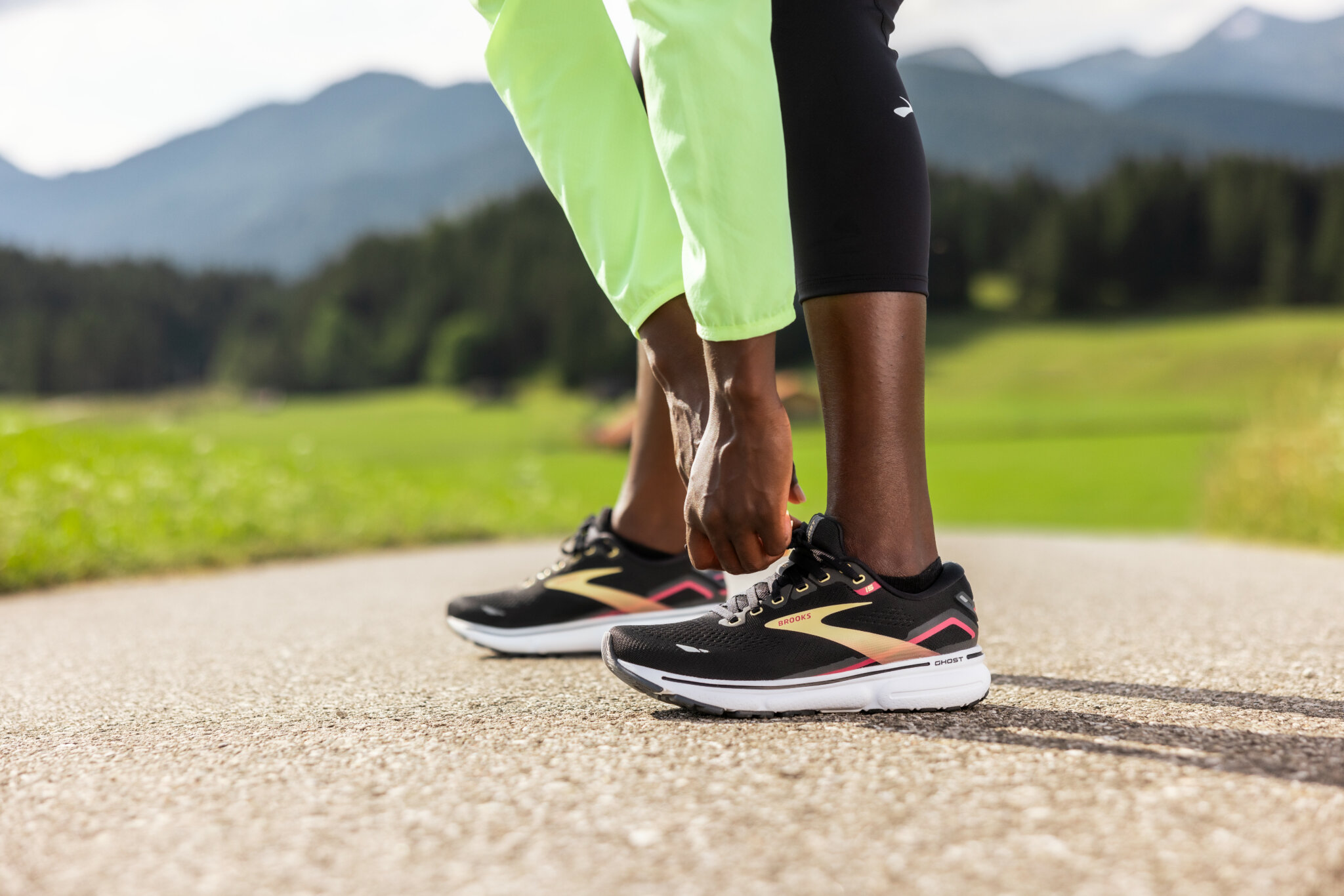Brooks Ghost collection